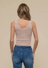 Scalloped Edge Tank